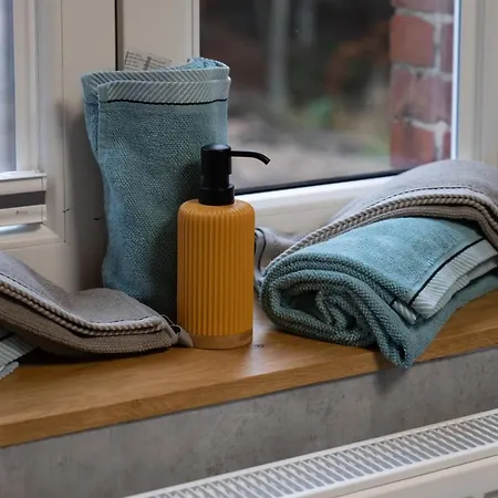 Open Source A L'entree Du Circuit! Lejlighed