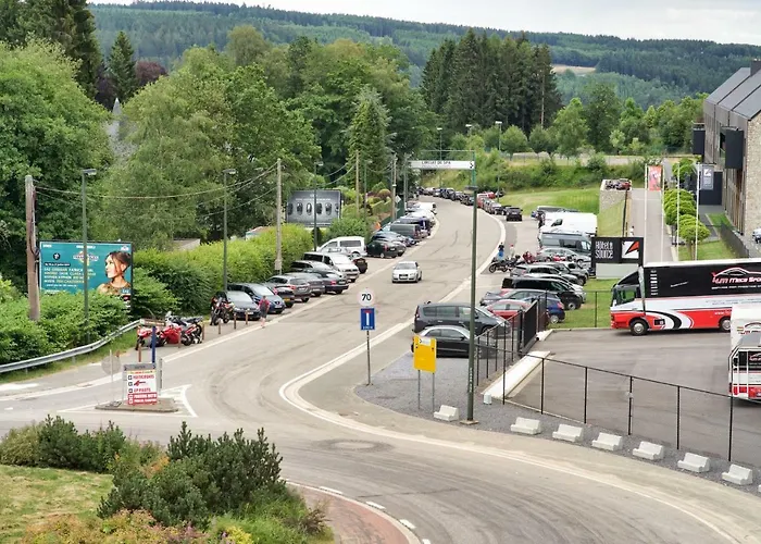 Appartement Open Source A L'entree Du Circuit!